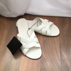 Forever 21 White Sandal NWT
